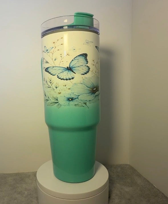 🦋 30oz Butterfly Floral Tumbler 🦋