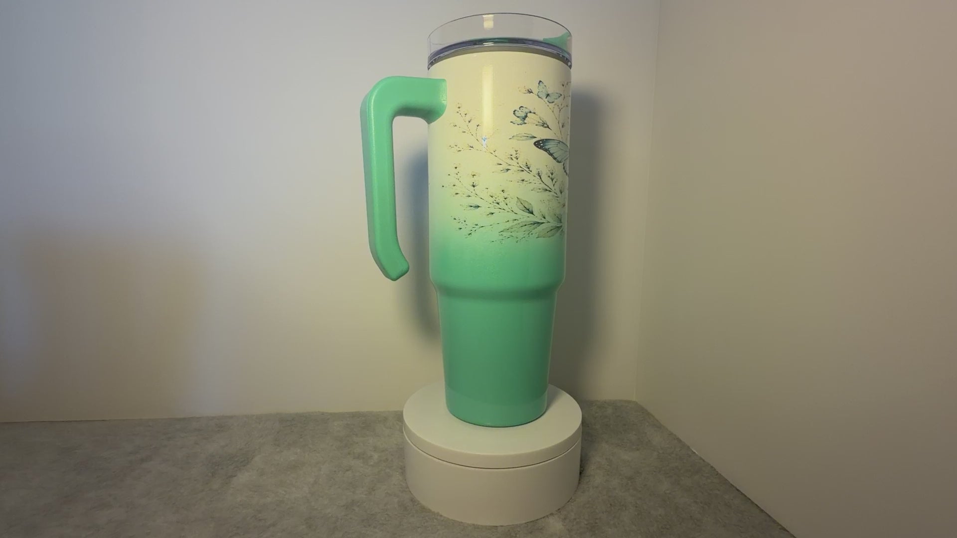 🦋 30oz Butterfly Floral Tumbler 🦋